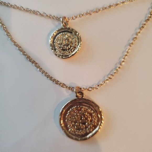 Amber Sceats Double Coin Necklace - Picture 2 of 3